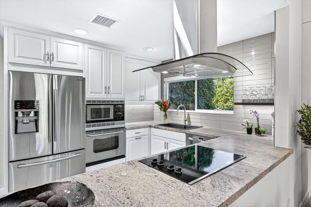 Image 14 of property listing at 28 Kevin Lee Lane, Rancho Mirage, CA 92270