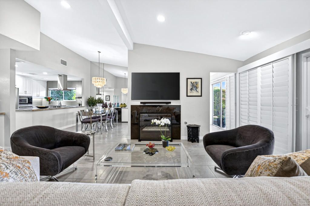 Image 2 of property listing at 28 Kevin Lee Lane, Rancho Mirage, CA 92270
