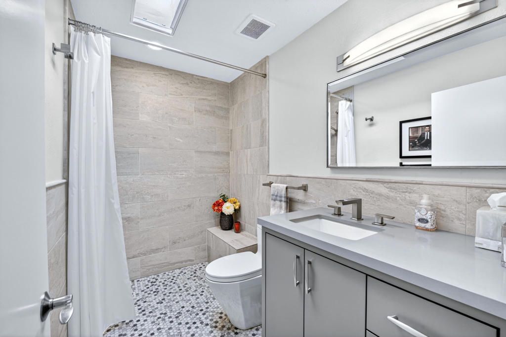 Image 40 of property listing at 28 Kevin Lee Lane, Rancho Mirage, CA 92270