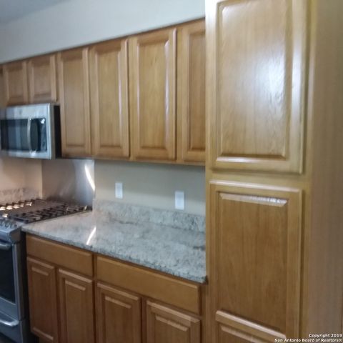 201 Zephyr, Windcrest, TX 78239