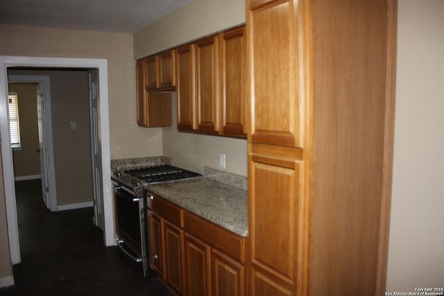 201 Zephyr, Windcrest, TX 78239