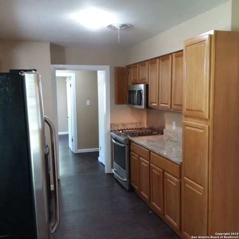 201 Zephyr, Windcrest, TX 78239