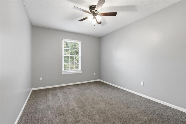 4904 Woodsonia Drive, Shawnee, KS 66226