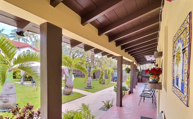 2625 NE 13th Court 3, Fort Lauderdale, FL 33304