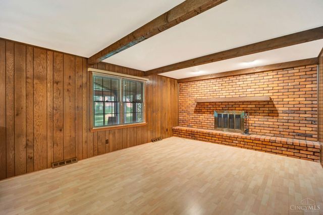2865 Countrylake Drive, Green Twp, OH 45233