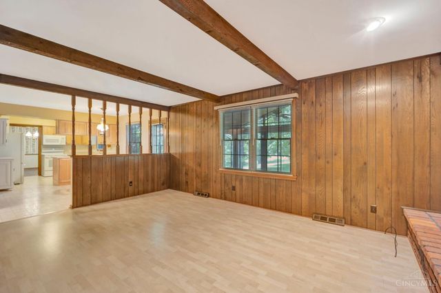 2865 Countrylake Drive, Green Twp, OH 45233