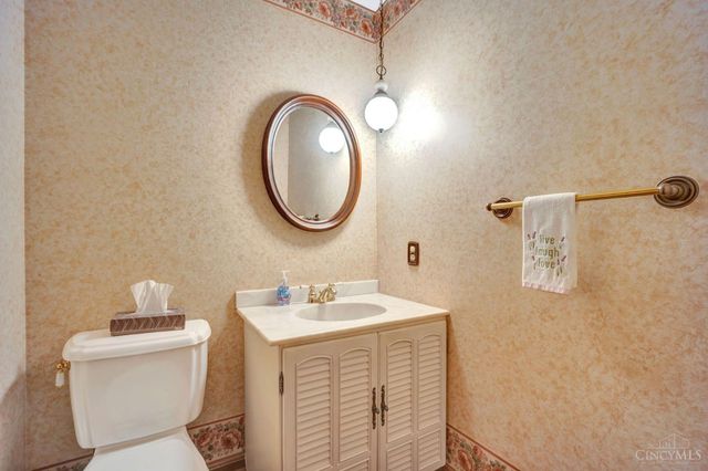 2865 Countrylake Drive, Green Twp, OH 45233