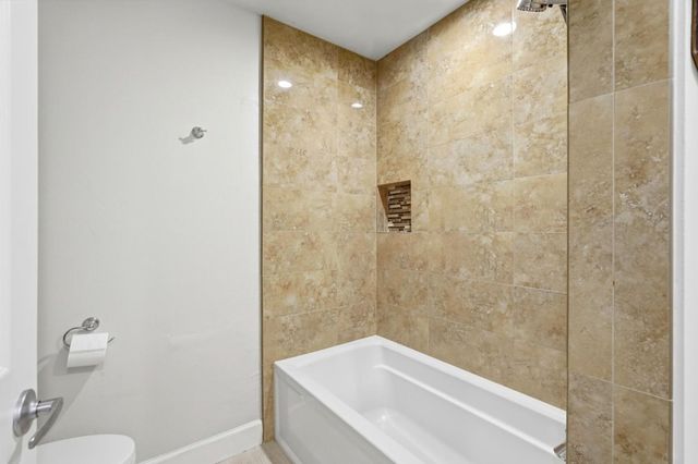 120 Carlton Avenue 51, Los Gatos, CA 95032