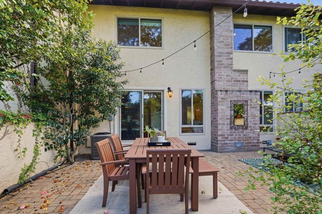 120 Carlton Avenue 51, Los Gatos, CA 95032