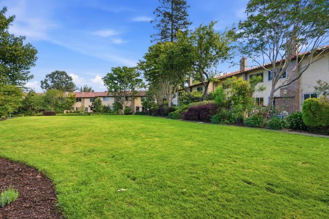 120 Carlton Avenue 51, Los Gatos, CA 95032