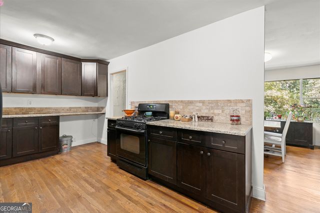 9705 Coleman Road, Roswell, GA 30075