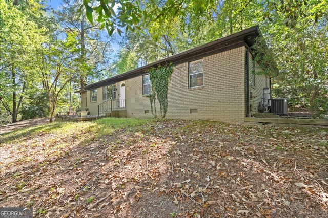 9705 Coleman Road, Roswell, GA 30075