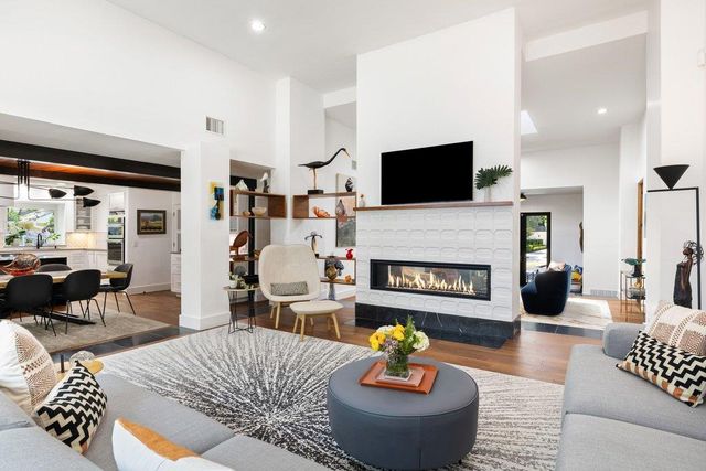 2909 Hillview RD, Austin, TX 78703