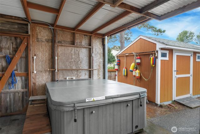 1205 195th Street, Long Beach, WA 98631