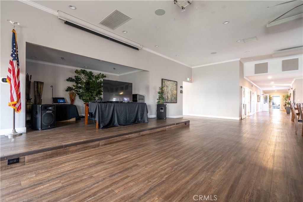 Image 37 of property listing at 10210 Baseline 263, Rancho Cucamonga, CA 91701