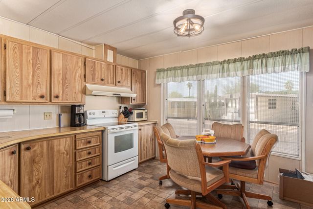 11425 E UNIVERSITY Drive 49, Apache Junction, AZ 85120