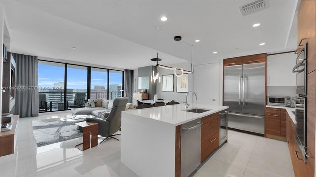 100 E Las Olas Blvd 2802, Fort Lauderdale, FL 33301