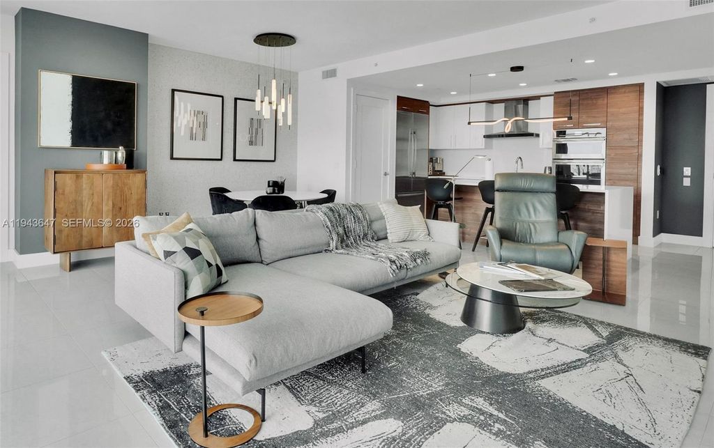 100 E Las Olas Blvd 2802, Fort Lauderdale, FL 33301