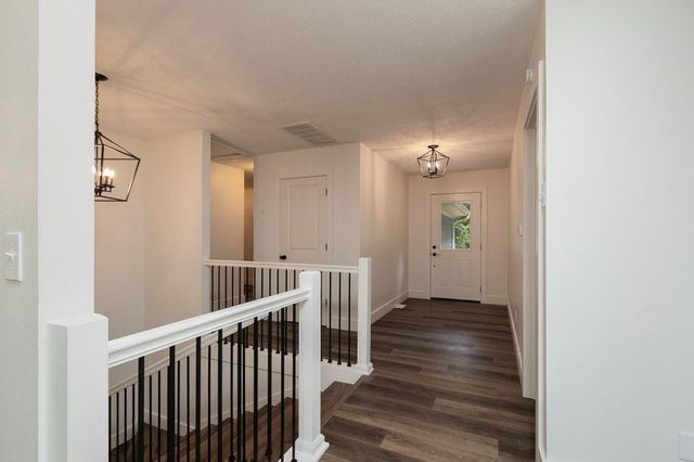 390 Dogwood Ridge, Rogersville, MO 65742