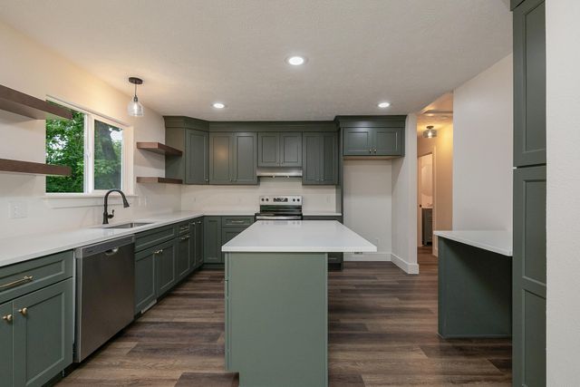 390 Dogwood Ridge, Rogersville, MO 65742