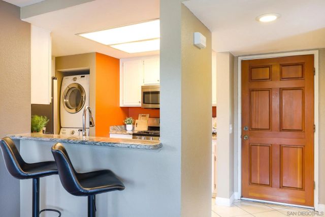 2946 Anawood Way, Spring Valley, CA 91978