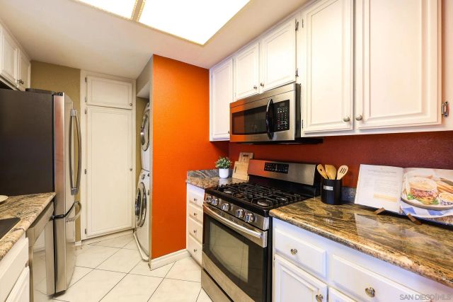 2946 Anawood Way, Spring Valley, CA 91978