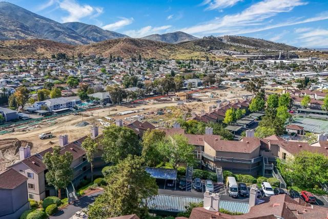 2946 Anawood Way, Spring Valley, CA 91978