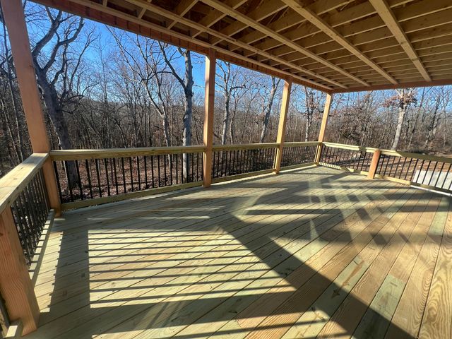 4300 STONE MOUNTAIN PKWY, Columbia, MO 65201