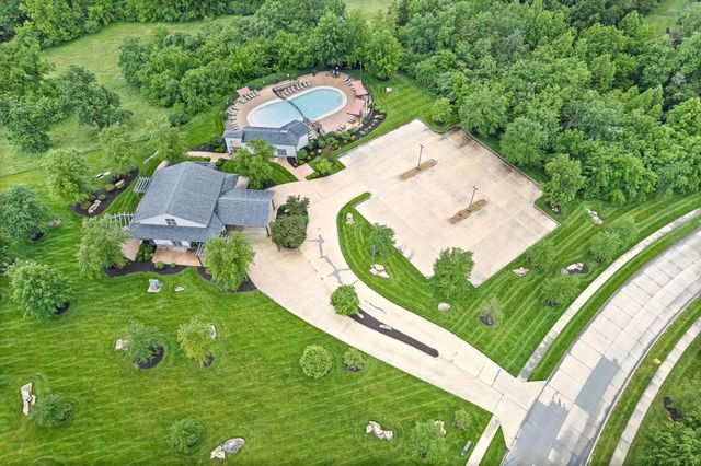 4300 STONE MOUNTAIN PKWY, Columbia, MO 65201