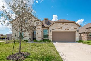 9507 Meghan Heights Drive, Baytown, TX 77521