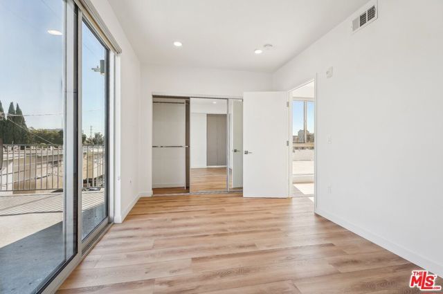 1814 Federal Avenue 303, Los Angeles, CA 90025