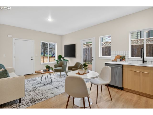 41976 Ne 66TH Ave, Portland, OR 97218