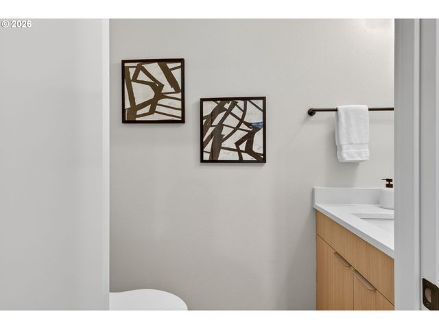 41976 Ne 66TH Ave, Portland, OR 97218