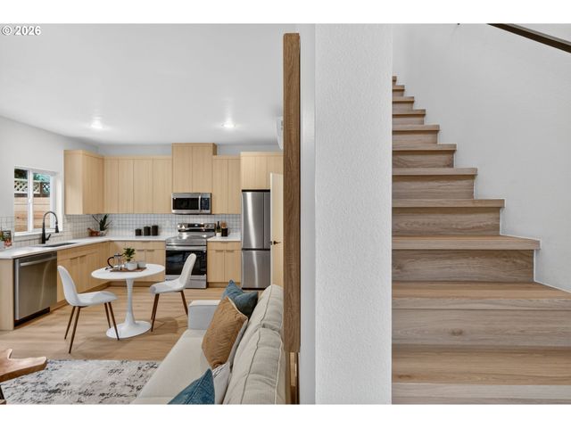 41976 Ne 66TH Ave, Portland, OR 97218