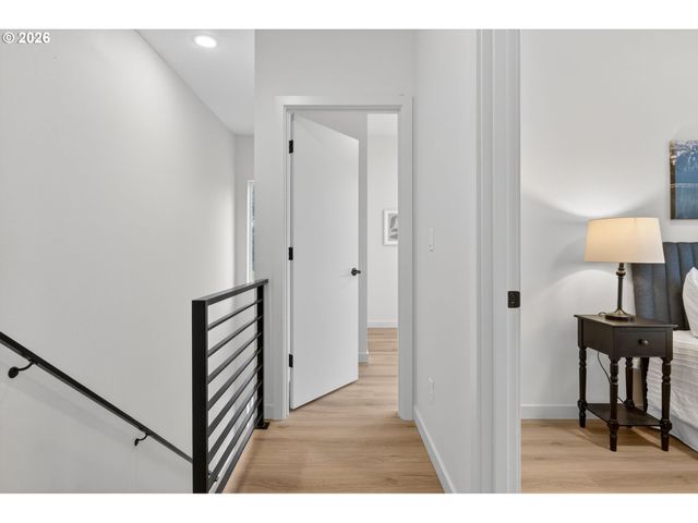 41976 Ne 66TH Ave, Portland, OR 97218