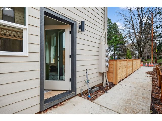 41976 Ne 66TH Ave, Portland, OR 97218