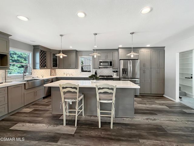 91 Calle Escalon, Camarillo, CA 93010