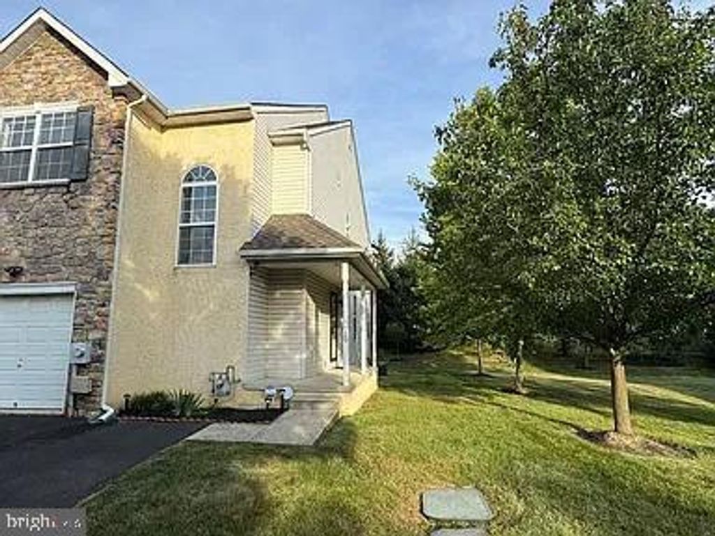 29 PRINCE DR, EAGLEVILLE, PA 19403 — photo 2