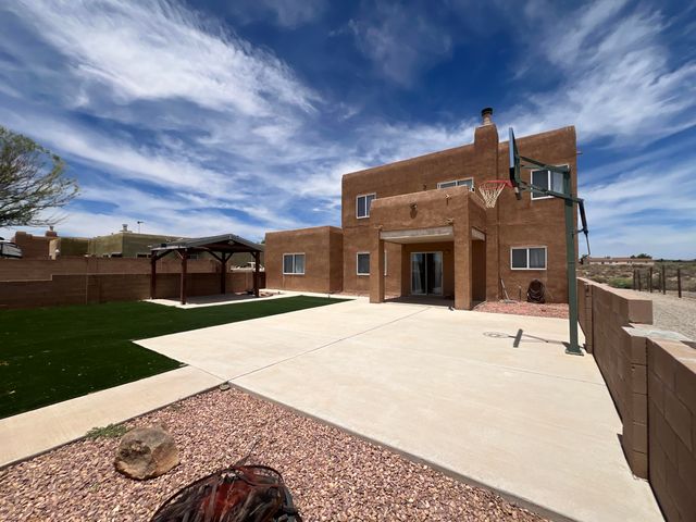 1742 17th Avenue SE, Albuquerque, NM 87124