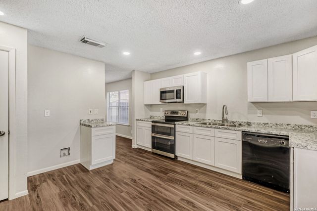 8264 Longhorn Ridge, Converse, TX 78109