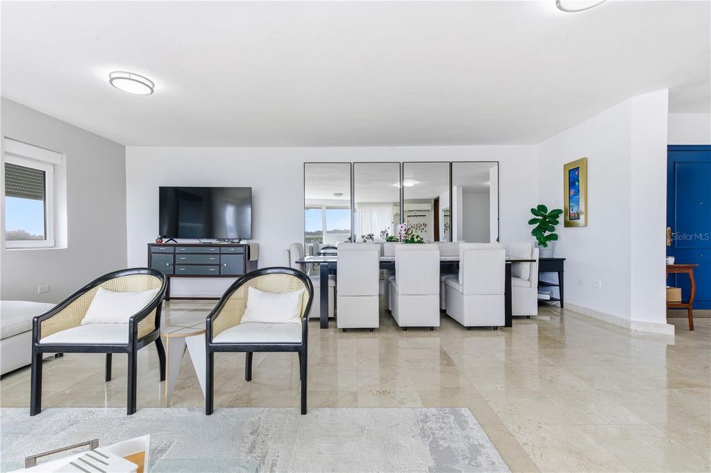 Image 14 of property listing at 1010 CALLE ORQUID 704, San Juan, PR 00927