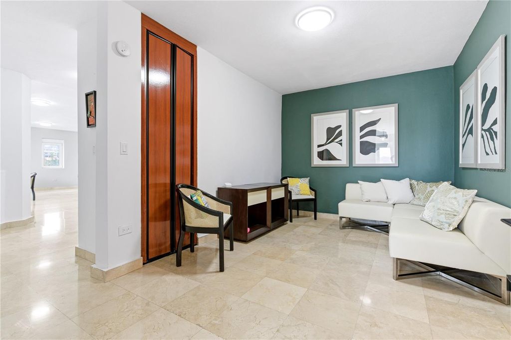 Image 3 of property listing at 1010 CALLE ORQUID 704, San Juan, PR 00927