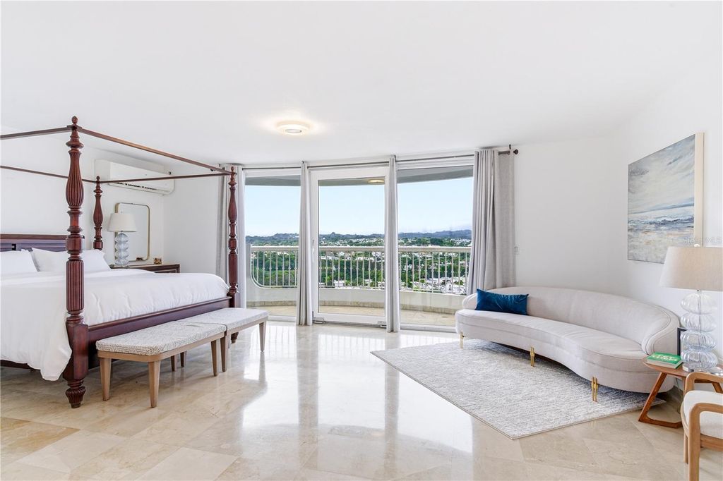 Image 23 of property listing at 1010 CALLE ORQUID 704, San Juan, PR 00927