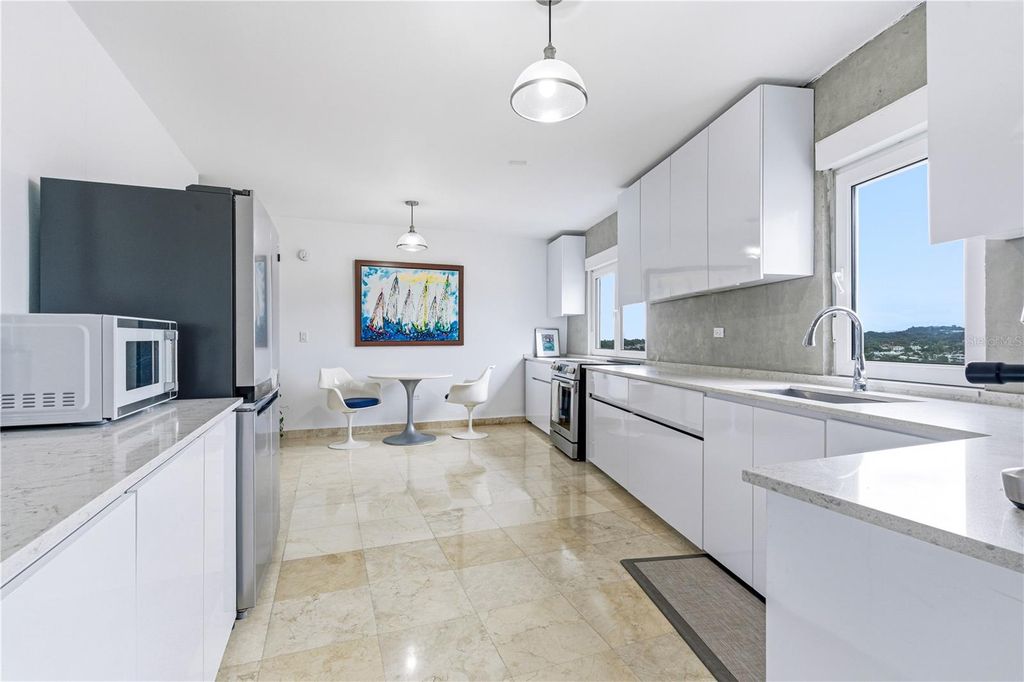 Image 7 of property listing at 1010 CALLE ORQUID 704, San Juan, PR 00927