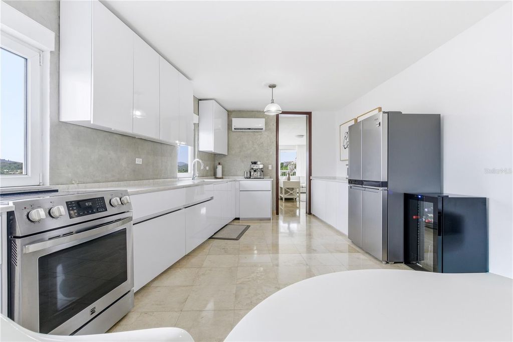 Image 9 of property listing at 1010 CALLE ORQUID 704, San Juan, PR 00927