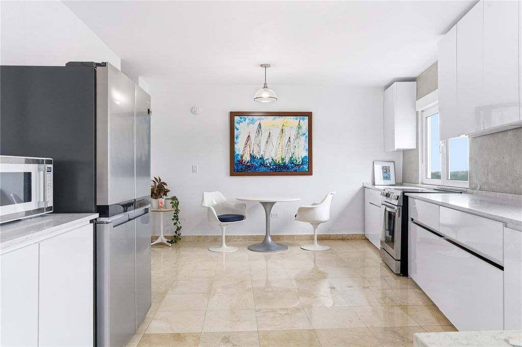 Image 10 of property listing at 1010 CALLE ORQUID 704, San Juan, PR 00927