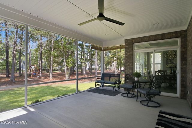 579 Hearthside Drive SE, Bolivia, NC 28422