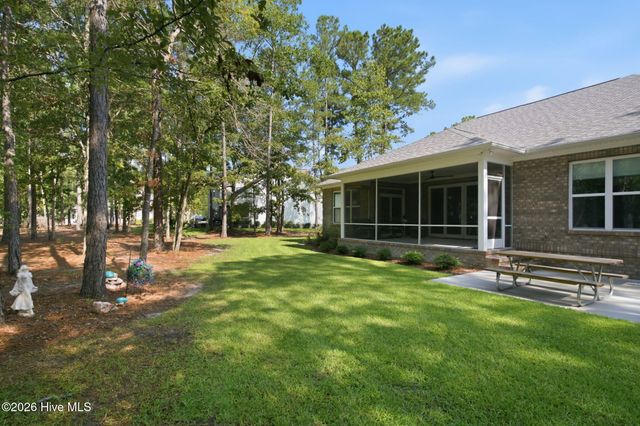 579 Hearthside Drive SE, Bolivia, NC 28422