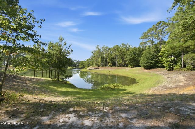579 Hearthside Drive SE, Bolivia, NC 28422