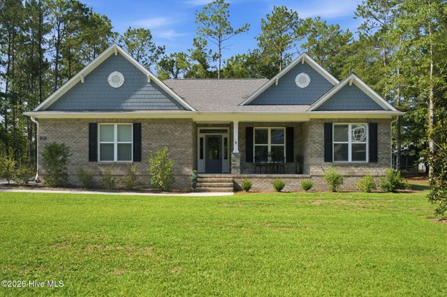 579 Hearthside Drive SE, Bolivia, NC 28422